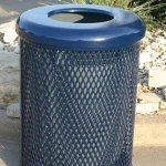 32 Gallon Commercial Trash Receptacle - Diamond - Image 2